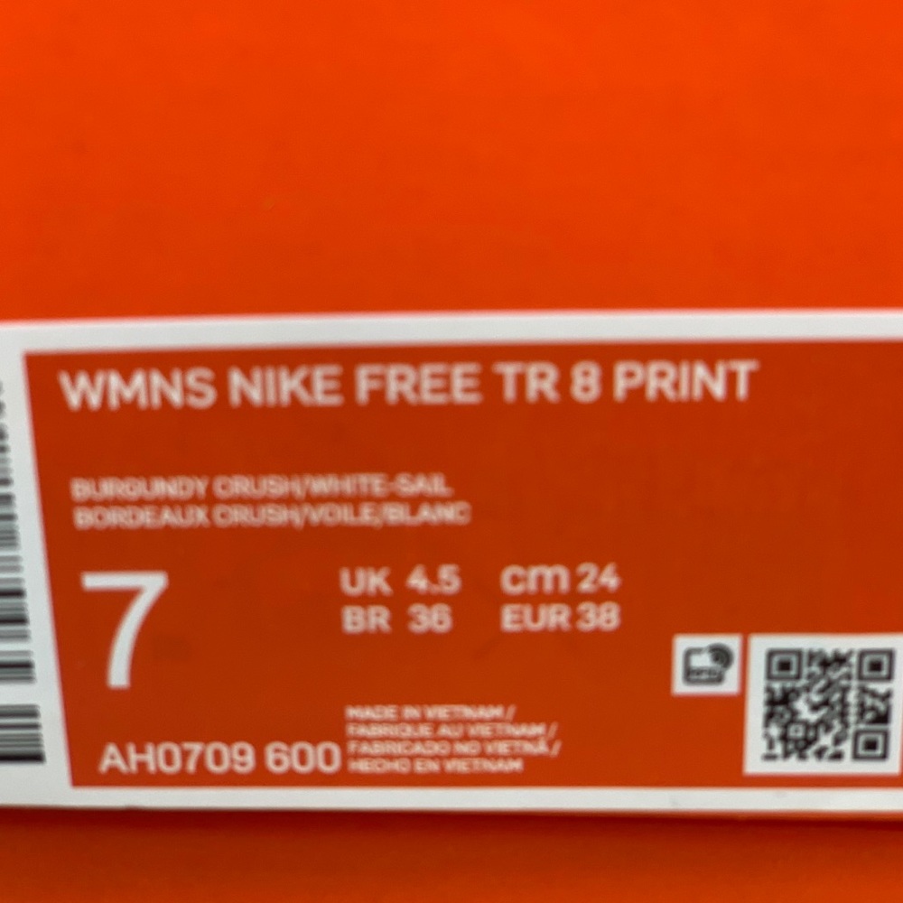 NWT Nike Free Trainers 8 Print  Burgundy Crush - Picture 6 of 6